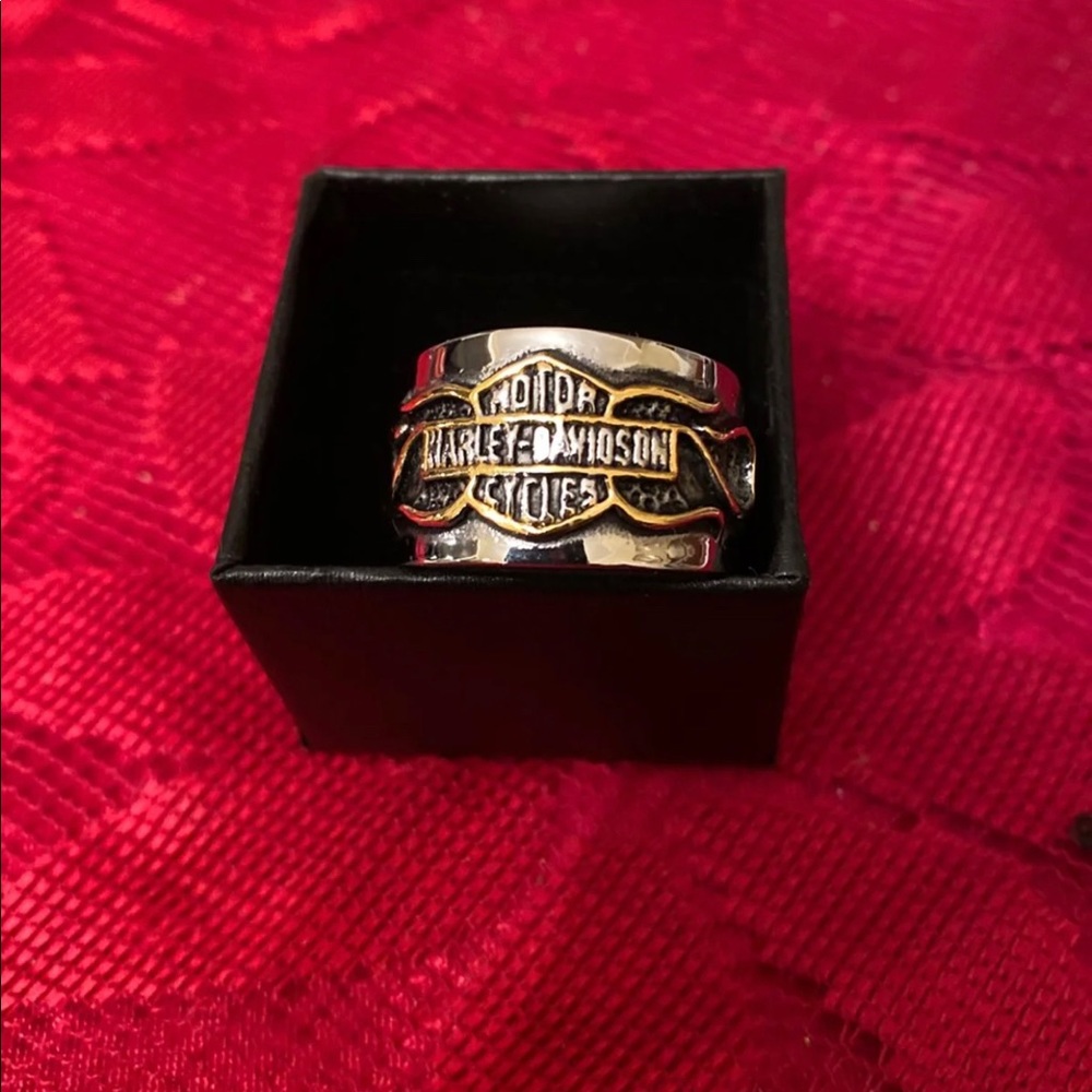 Limited! Men’s HD Rings - Picture 2 of 3